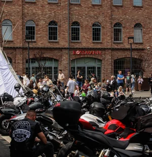zlot motocykli we wzorcowni